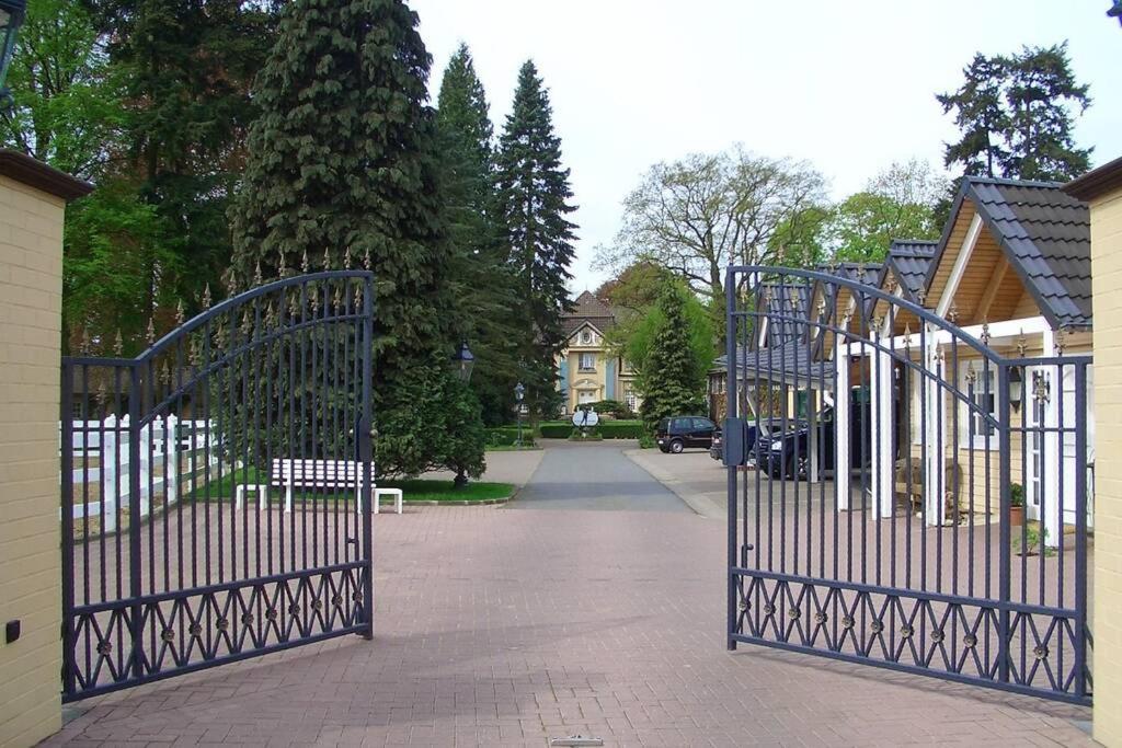 Apartment Gaestehaus Schloss Bothmer Schwarmstedt Exterior foto